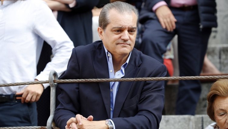 Ramón García disfrutando de los toros en la Corrida de la Prensa 2018