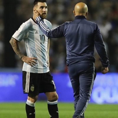 Jorge Sampaoli con Leo Messi
