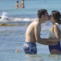 Laura Matamoros y Benji Aparicio disfrutando en Ibiza
