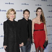 Manuel Martos, Amelia Bono y Ana María Rodríguez durante un acto de la firma 'Bombay Sapphire'