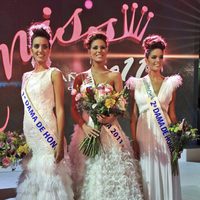 Miss España 2011, Andrea Huisgen, con las Damas de Honor: Aranzazu Estevez Godoy y Ana Crespo Mar