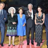 Los Duques de Alba, Alain Delon y Sara Baras en el SICAB de Sevilla