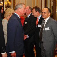 El Príncipe Carlos en la recepción a la prensa en Buckingham Palace