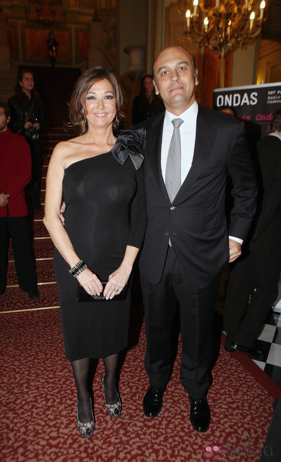 Ana Rosa Quintana con su marido Juan Muñoz en los Premios Ondas 2011