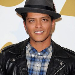 Bruno Mars en la gala de los nominados a los Grammy 2012