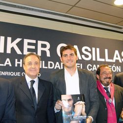 Iker Casillas presenta su libro en el Santiago Bernbéu