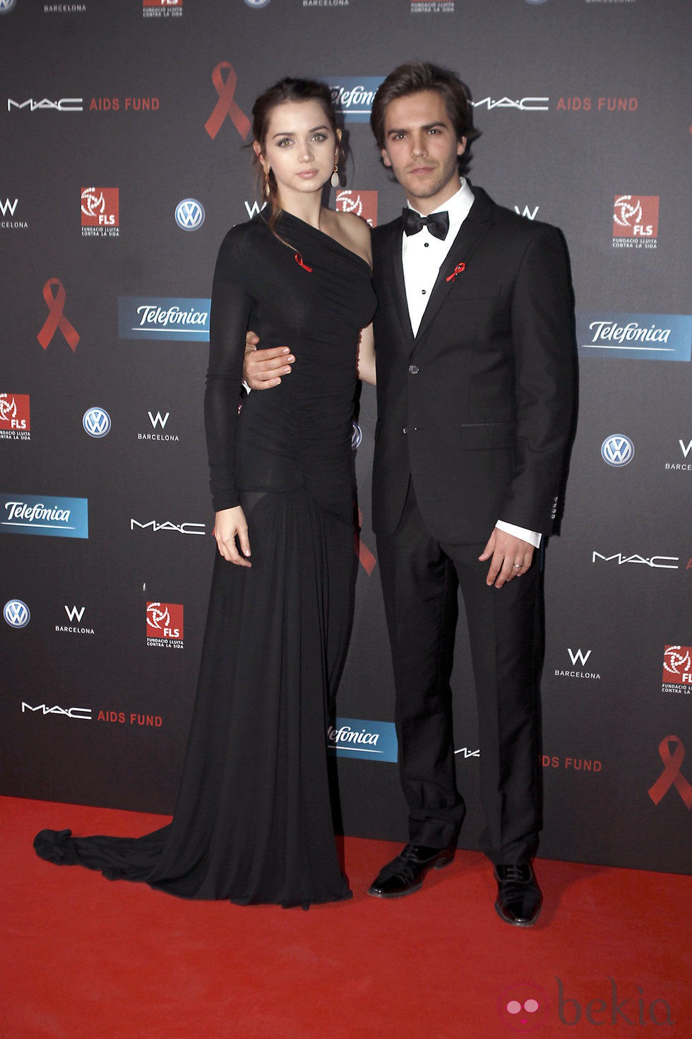 Ana de Armas y Marc Clotet en la gala de la Fundación Lluita contra el sida