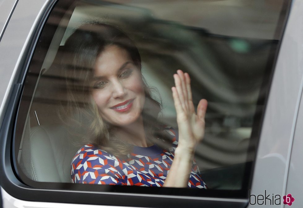 La Reina Letizia saludando en su visita a Nueva Orleans