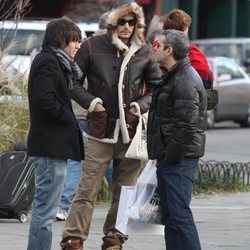 Andy Cohen y John Mayer en el West Village en diciembre 2010