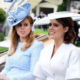 Las Princesas Eugenia y Beatriz de York llegando a Ascot 2018