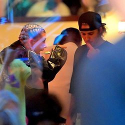 Justin Bieber y Hailey Baldwin disfrutan de una velada en Nueva York