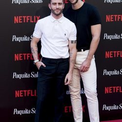 Pelayo Díaz y su novio, Andy McDougall,  en la premiere de la segunda temporada de 'Paquita Salas'