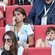 Antonella Roccuzzo y su hijo Thiago viendo el partido de Argentina contra Francia en el Mundial de Rusia 2018