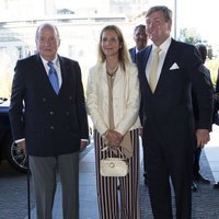 El Rey Juan Carlos y la Infanta Elena con Guillermo Alejandro de Holanda en La Haya