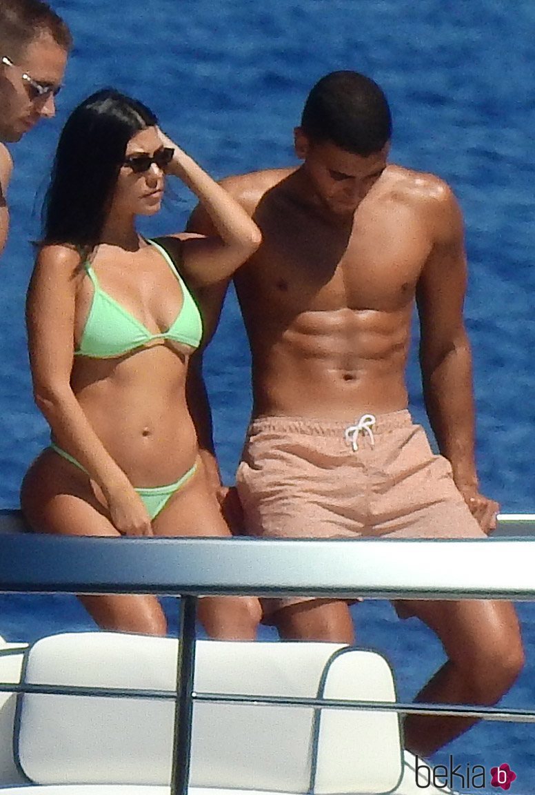 Kourtney Kardashian y Younes Bendjima de vacaciones en Portofino