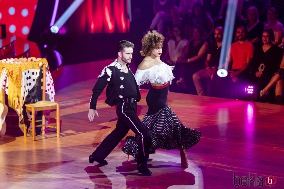 Pelayo Díaz e Inés durante su actuación en la octava gala de 'Bailando con las estrellas'