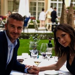 David y Victoria Beckham celebran sus 19 años de casados
