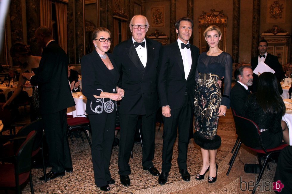 La Familia Real Italiana durante una cena benéfica en Milán