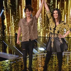 Pol Granch y Laura Pausini tras convertirse en el ganador de 'Factor X'