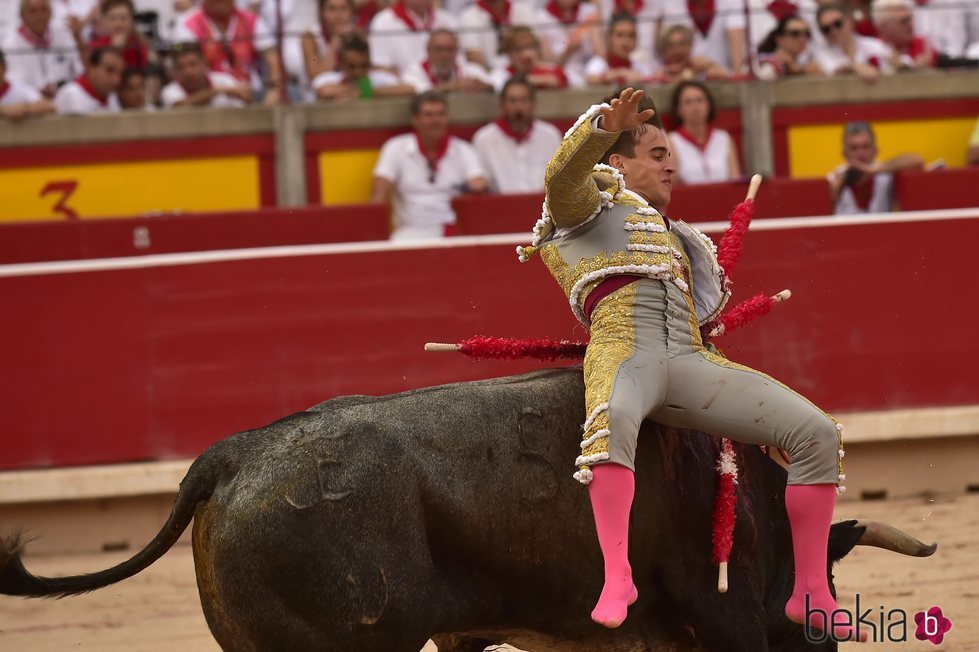 Gonzalo Caballero, corneado en Pamplona