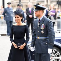 El Príncipe Harry y Meghan Markle en la celebración del centenario de la RAF