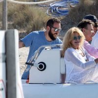 La Baronesa Thyssen, Manuel Segura, Borja Thyssen y Blanca Cuesta juntos de vacaciones en Ibiza