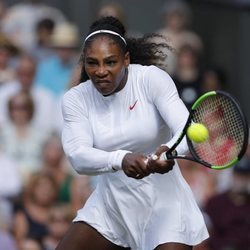 Serena Williams disputando la final Wimbledon