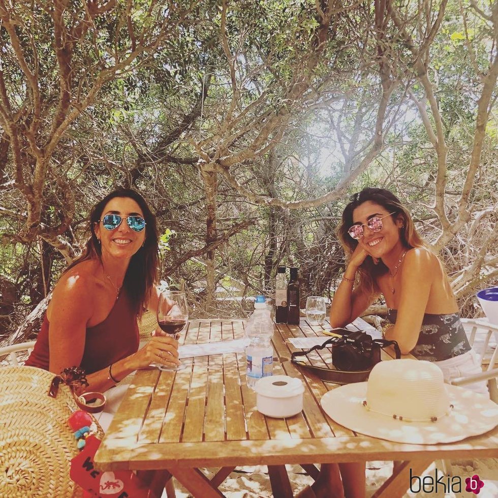 Paz Padilla y Anna Ferrer disfrutando de sus vacaciones en Formentera