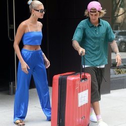 Justin Bieber y Hailey Baldwin salen del apartamento de la modelo en Nueva York