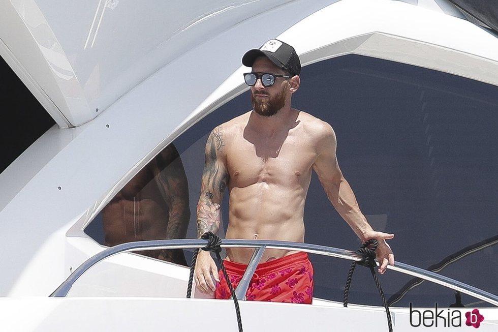 Leo Messi disfrutando del verano en Ibiza