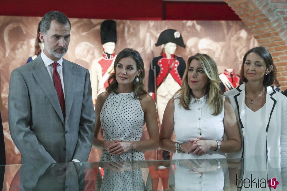 Los Reyes de España junto a Susana Díaz en el Museo de la Batalla de Bailén