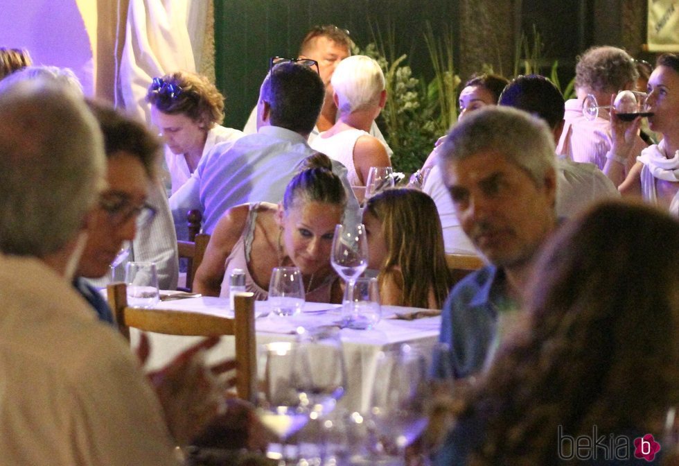 Sarah Jessica Parker cenando con su familia en Portofino