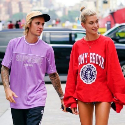 Justin Bieber y Hailey Baldwin de la mano por Nueva york