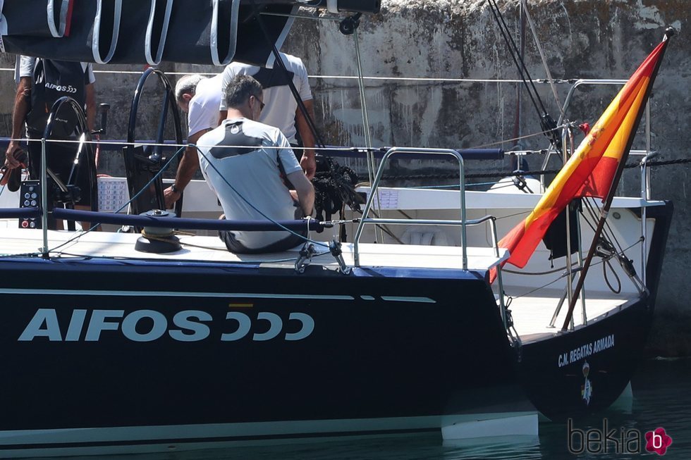 El Rey Felipe VI se prepara para salir a navegar en Palma de Mallorca