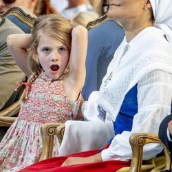 Estela de Suecia se aburre en la celebración del 41 cumpleaños de Victoria de Suecia