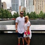 Belén Esteban y su pareja Miguel en el monumento homenaje al atentado del 11-S
