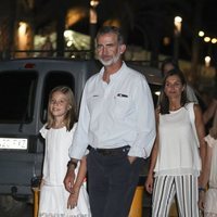 Los Reyes Felipe y Letizia y la Infanta Sofía en la cena por el final de la Copa del Rey de Vela 2018