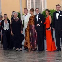 La Infanta Pilar y su familia durante la cena de gala previa a la boda de Felipe de Borbón y Letizia Ortiz