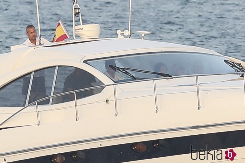 El Rey Felipe y la Reina Sofía salen a navegar en la Somni