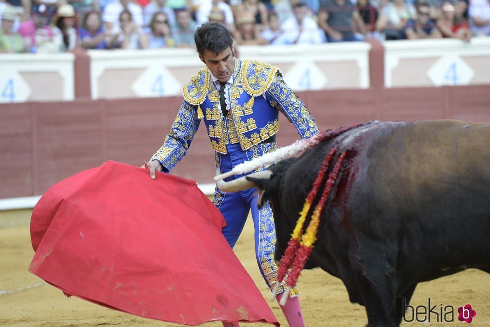 Jesulín de Ubrique toreando en la plaza de toros de Cuenca durante la Feria de San Julián 2018