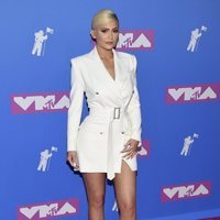 Kylie Jenner en la alfombra roja de los VMAs 2018