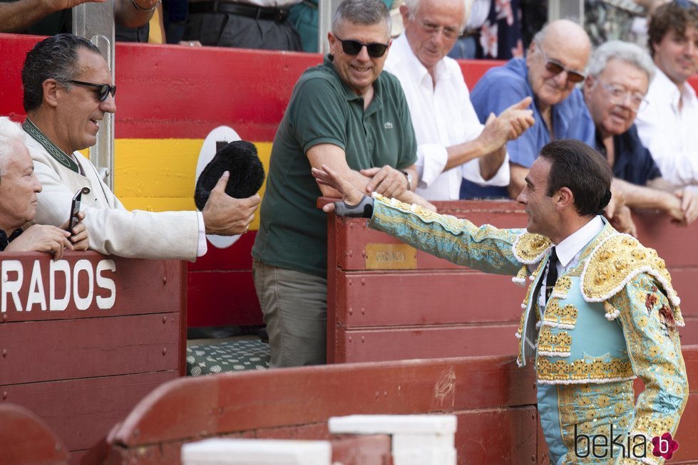 Enrique Ponce bridando un toro a Jaime de Marichalar en Almería