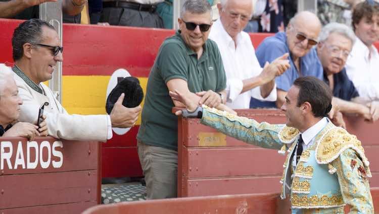 Enrique Ponce bridando un toro a Jaime de Marichalar en Almería