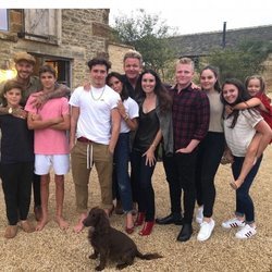 Familia Beckham y familia Ramsey en una celebración 2018