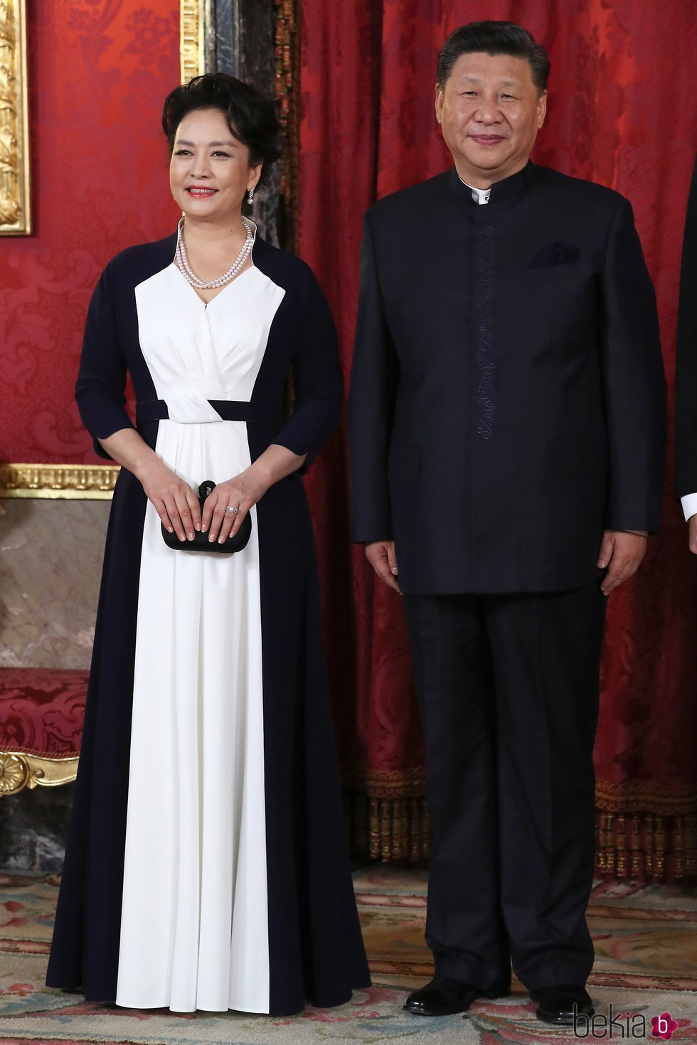 Xi Jinping y Peng Liyuan en la cena de gala en su honor en el Palacio Real