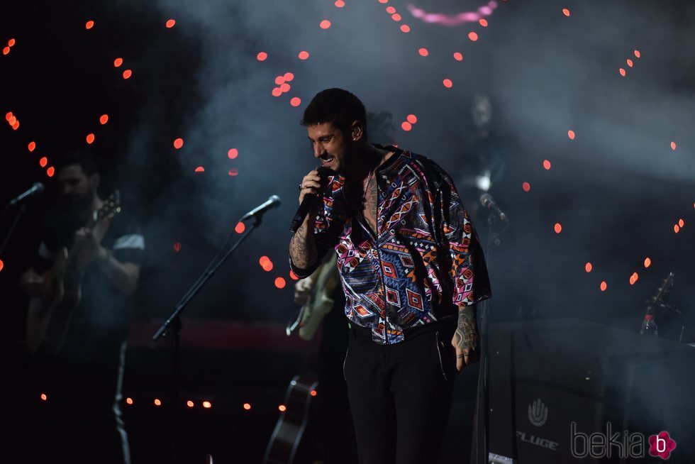 Melendi durante su concierto en el Festival Starlite de Marbella 2018