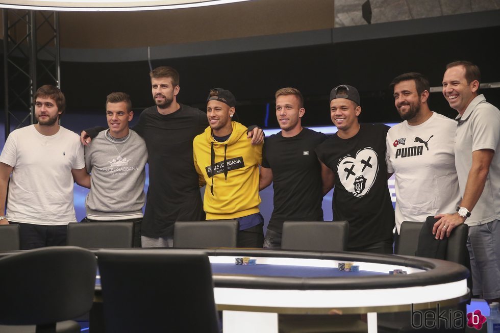 Gerard Piqué, Neymar, Sergio García y otros participantes en un torneo de póker benéfico