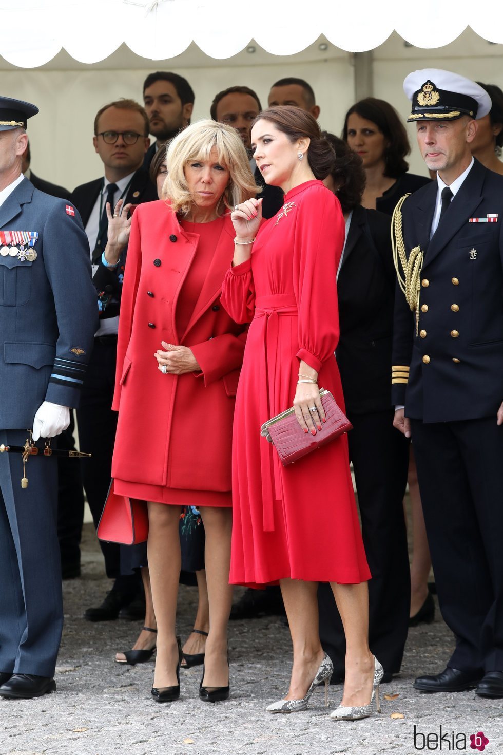 Brigitte Macron y Mary de Dinamarca en la recepción al presidente Macron en Copenhague
