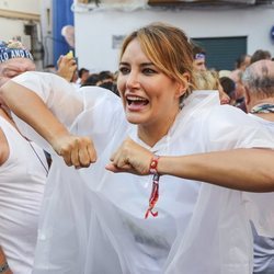 Alba Carrillo radiante de felicidad por asistir a la Tomatina de Buñol