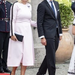 Haakon y Mette-Marit de Noruega en las Bodas de Oro de los Reyes Harald y Sonia